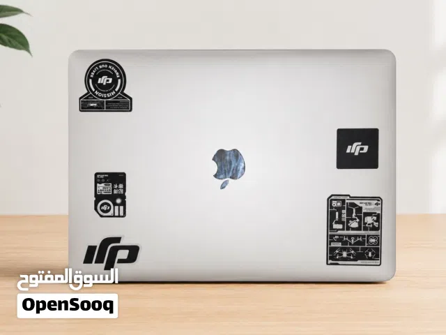 MacBook Pro 13-inch (2020)للبيع