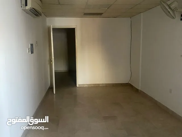 flat in al wadi alkbir , ruwi , alkhwair and alqurm