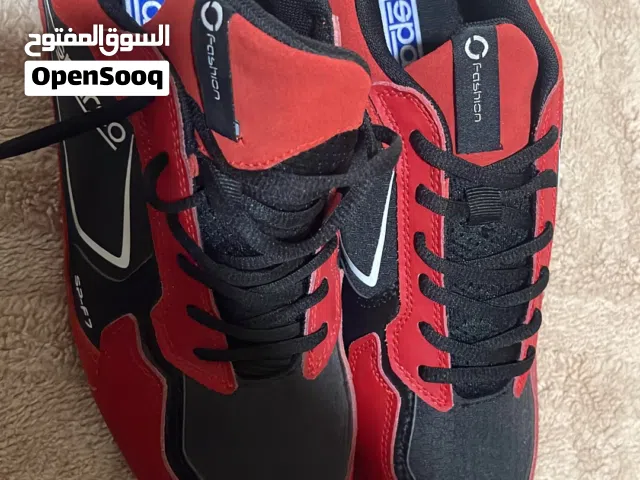 بوط رياضي سباركو sp-f7