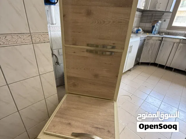 Kitchen cabinet - As new , used less than 3 years