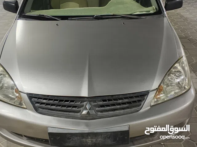 مستبيشي لنسر 2010