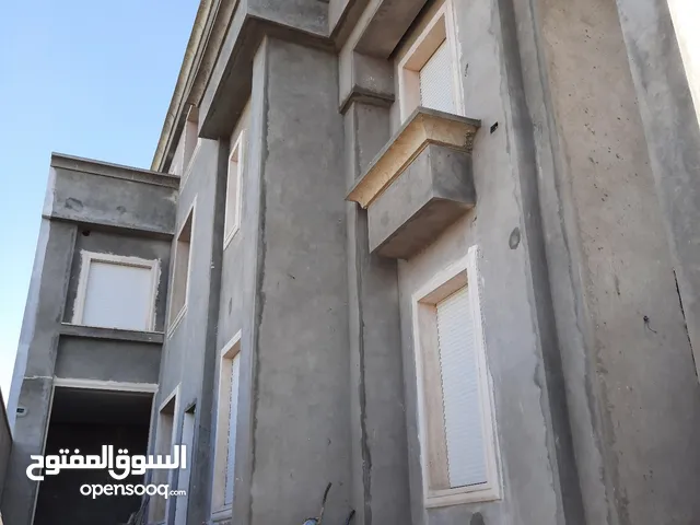 650m2 More than 6 bedrooms Townhouse for Sale in Tripoli Airport Road