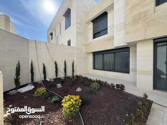 Semi-attached villa in Al Fuhais ( Property ID : 40930 )