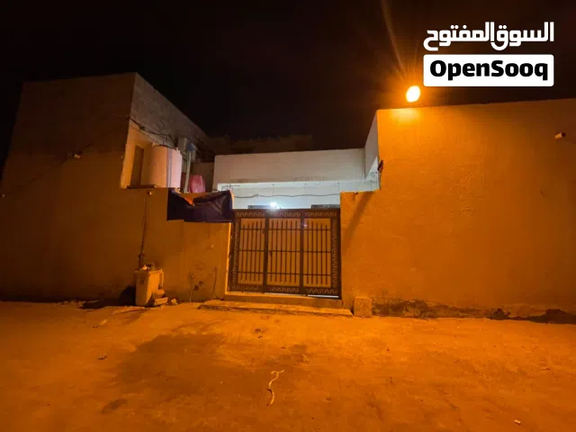 دار للبيع مساحه 200متر