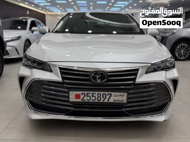 للبيع تويوتا افالون