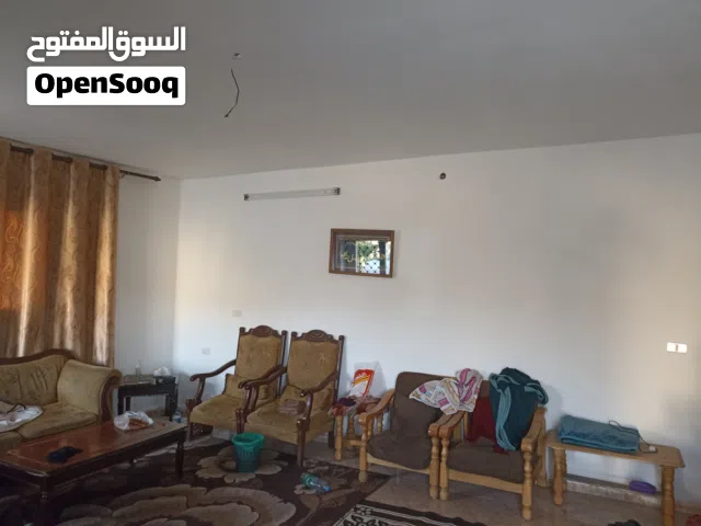 بيت للبيع مكون من طابقين و ارض 330 متر