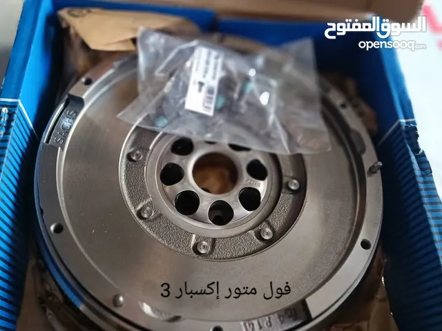 بيع قطع غيار سيارات بيجو و رونو