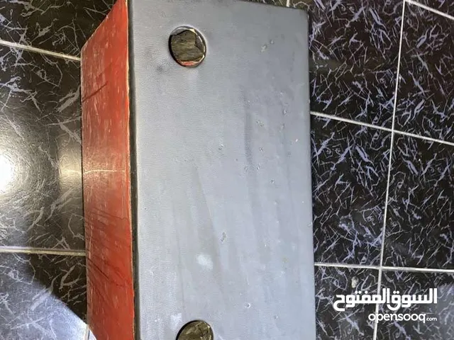 لقطه : صوفات كنب جلد نخب حسب الصور للمحلات ونوادي الالعاب والحلاقين