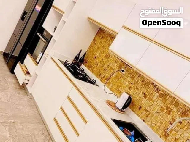 فني مختص فك وتركيب وصيانة جميع انواع المطابخ والديكورات المنزليه 67544
