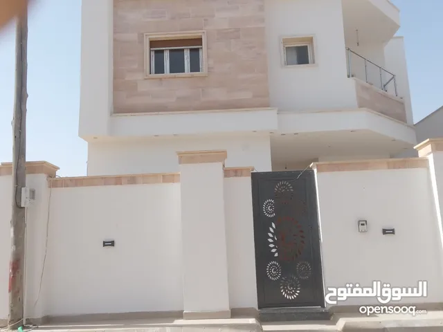 320 m2 3 Bedrooms Villa for Sale in Tripoli Abu Saleem