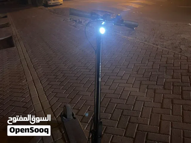 للبيع سكوتر كهربائي سرعته 60