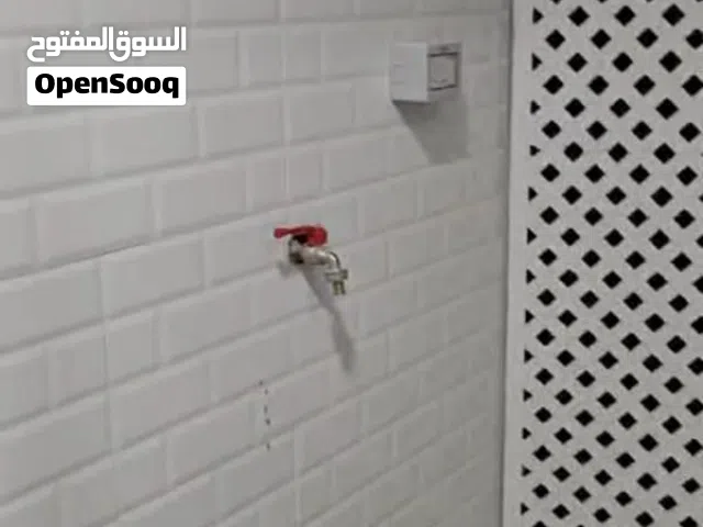 شقة للإيجار قريب من مول عمان والمستشفى السلطاني بسعر 280