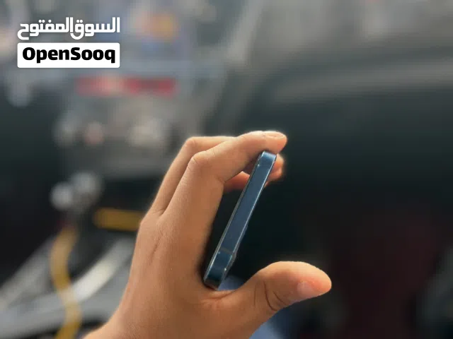 Apple iPhone 12 64 GB in Tripoli