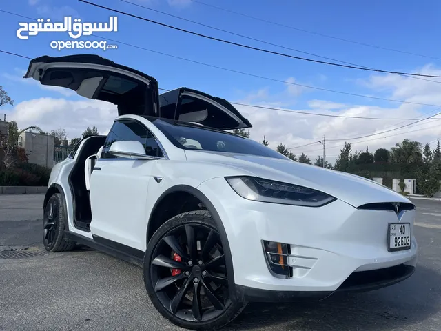 Tesla Model X 2018 in Amman