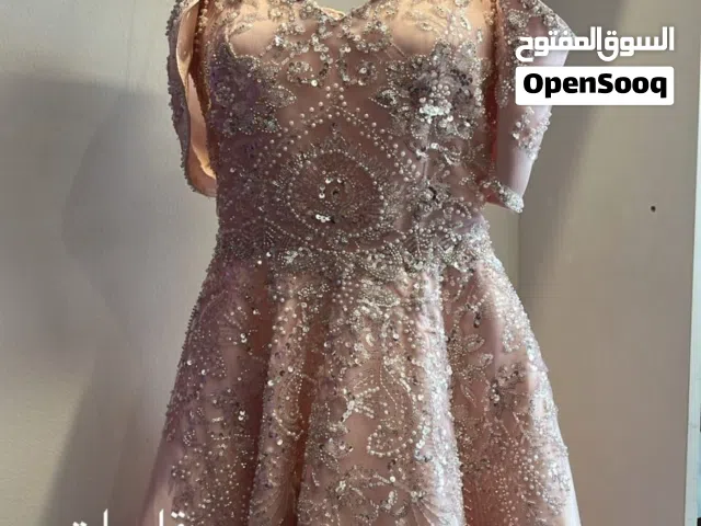 فستان جديد للمناسبات