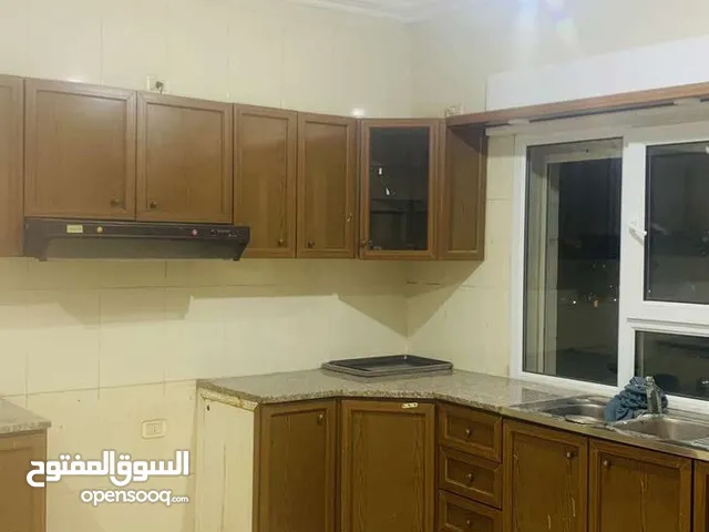 195 m2 3 Bedrooms Apartments for Rent in Amman Khalda