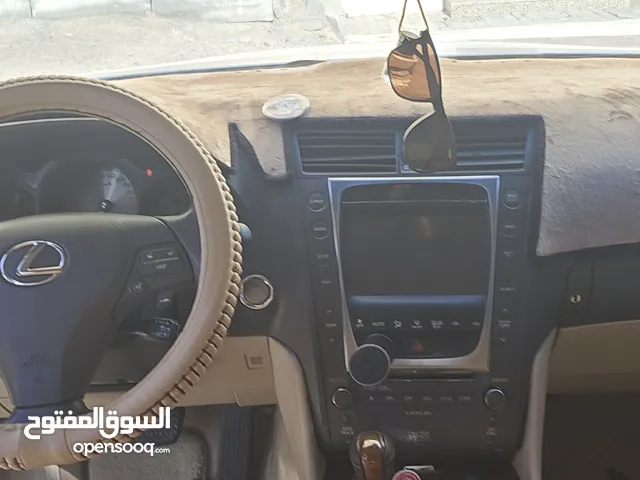 لكزس جي اس خليجي 2010 ابيض
