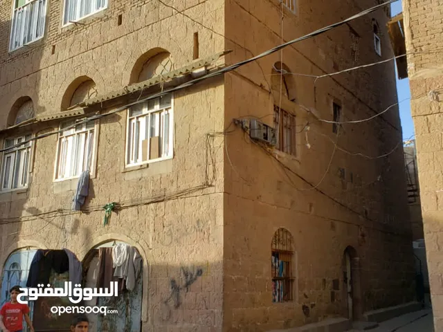 2 m2 More than 6 bedrooms Townhouse for Sale in Sana'a Musayk