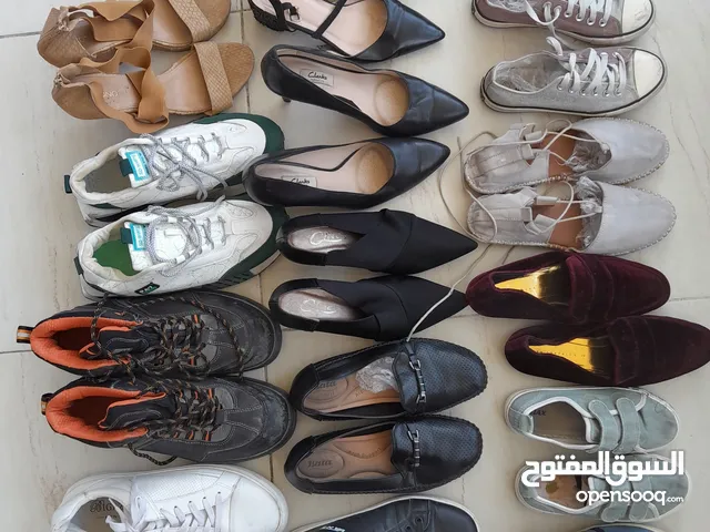 أحذية رجالي، نسائي، وبناتي مستعملة بحالة ممتازة - 14 زوج
