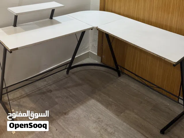 مكتب بشكل حرف L للبيع