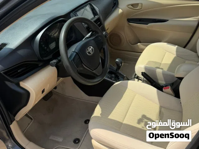 2022, تويوتا, يارس, Y