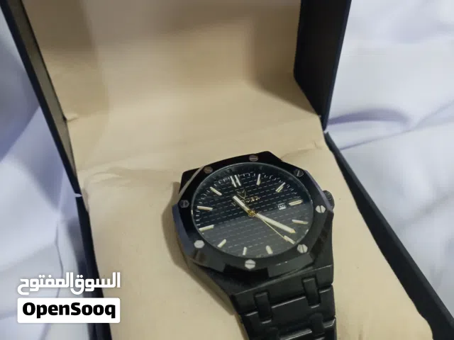 ساعة رجالية مستعملة 6 ريال لاكن البطارية لا تشتغل تم الخم إلى 5 ريال  السعر : 5ريال