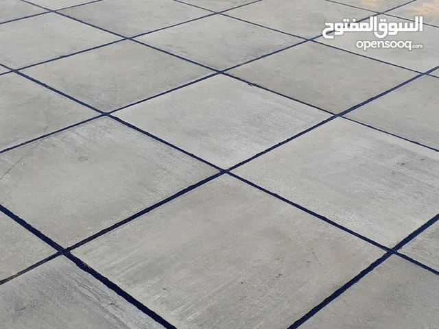 كادر متخصص لعمل كافه العوازل