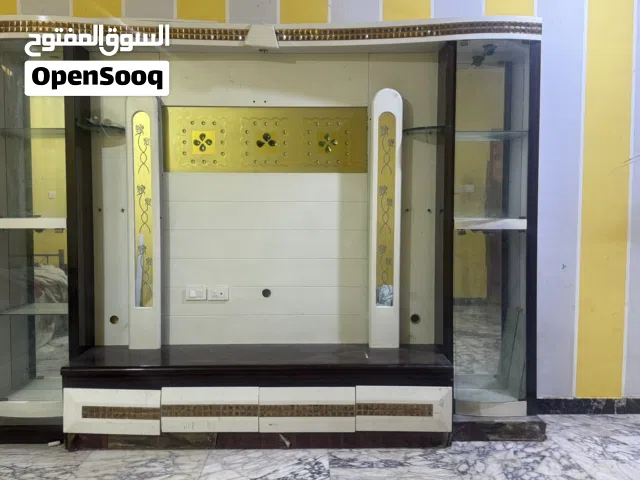 لبيع معرض كامل يعمل على كهرباء ايضاً