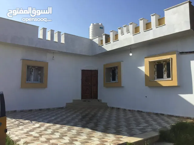 100 m2 2 Bedrooms Townhouse for Rent in Tripoli Tajura