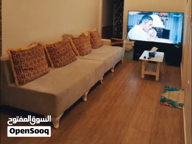 vipغرفه وصالة نظيفه جدا صلالة الجديده