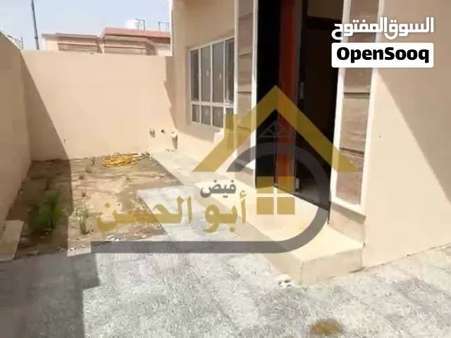 250 m2 5 Bedrooms Townhouse for Rent in Basra Al-Amal residential complex
