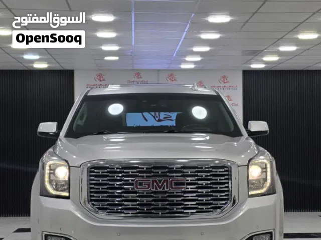 جي أم سي يوكن العائليه والأعتماديه متوفره في خط العالم لسيارات.