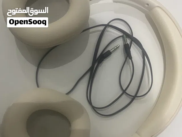 سماعة رأس لاسلكية Gudenmark لون كريمي - بحالة ممتازة قابل للتفاوض