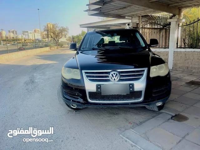 Used Volkswagen Touareg in Hawally