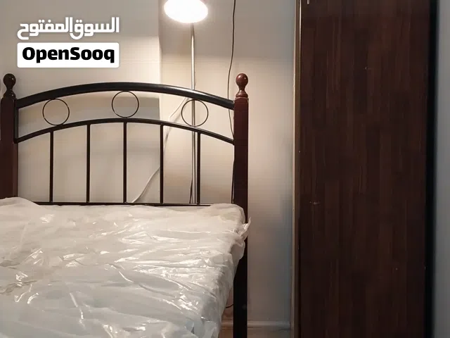 مشاركة في سكن نظام برتيشن شامل ومفروش 3 أفراد فقط بالسكن