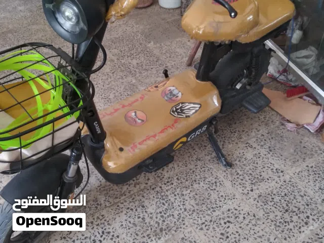 سكوتر كهربائي جارو 8 للبيع بالمحويت