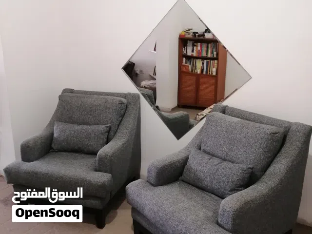 كنب مفرد عدد 2 أمريكي بحالة ممتازة ومريح جداً