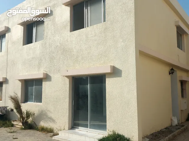 0 m2 3 Bedrooms Apartments for Rent in Sharjah Al-Falaj