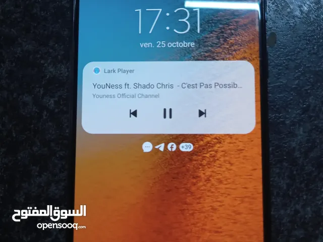 Samsung A40 64 go ne9i