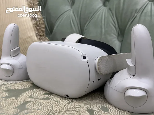 في ار ميتا كويست 2 vr meta quest قابل للتفاوض
