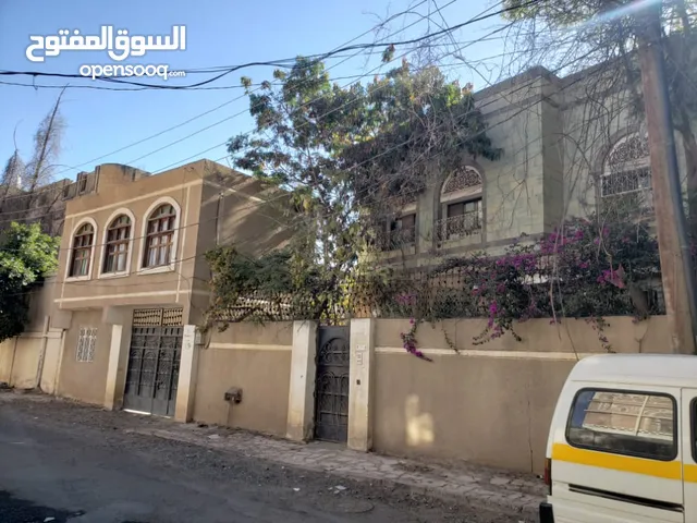 450 m2 More than 6 bedrooms Villa for Sale in Sana'a Haddah