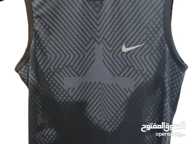 Sweatshirts Tops & Shirts in Amman