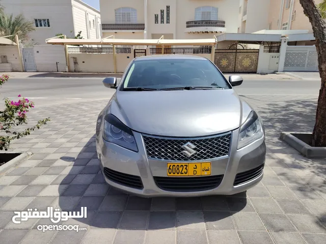 Suzuki Kizashi GCC model 2012