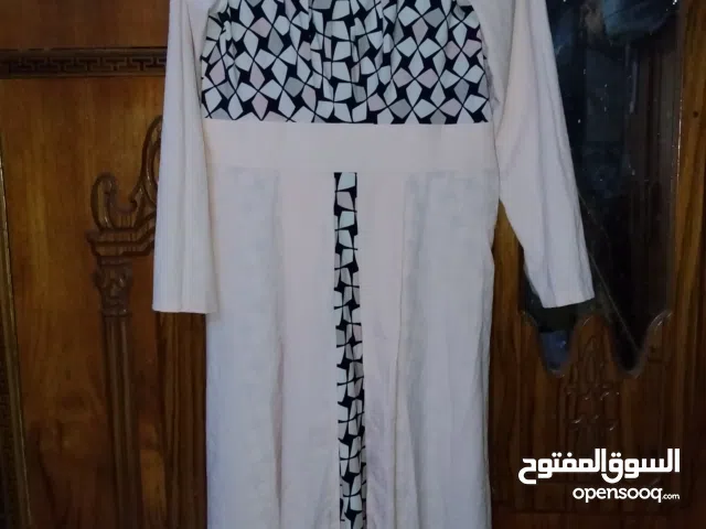 فستان لون بصلي