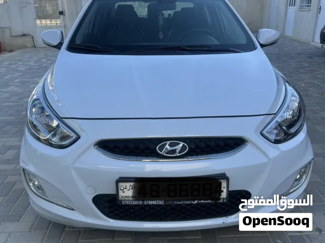 2018, هيونداي, اكسنت, Standard