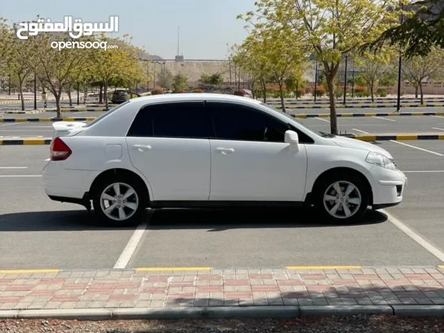 Used Nissan Tiida in Al Dakhiliya