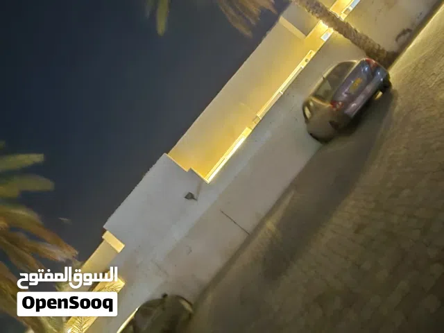 Unfurnished Monthly in Muscat Al-Hail