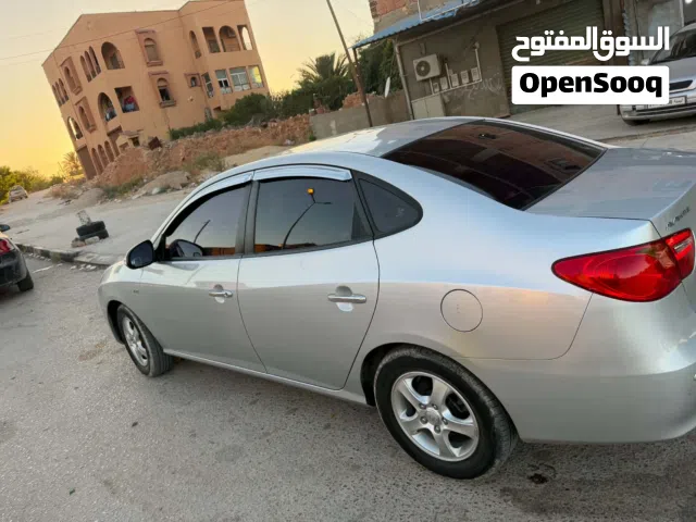2010 هيونداي افانتي Limited