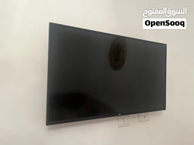 LG LCD 42 inch TV in Tripoli