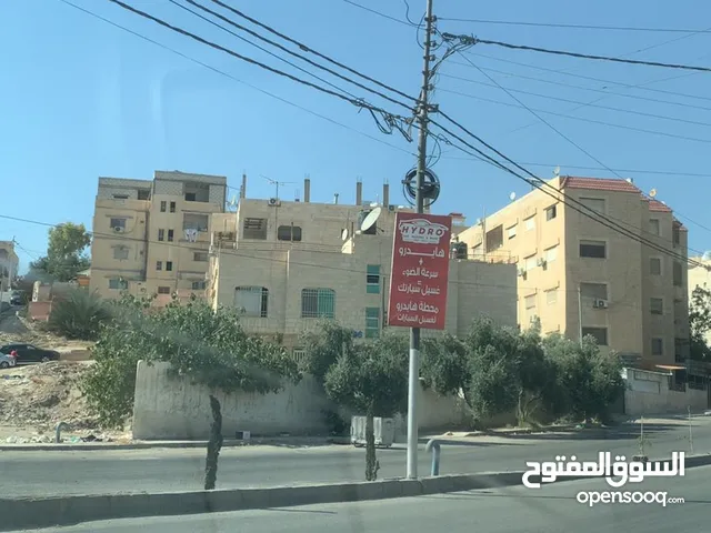 مبنى كامل مع حديقه للايجار متعدد الاستخدامات
